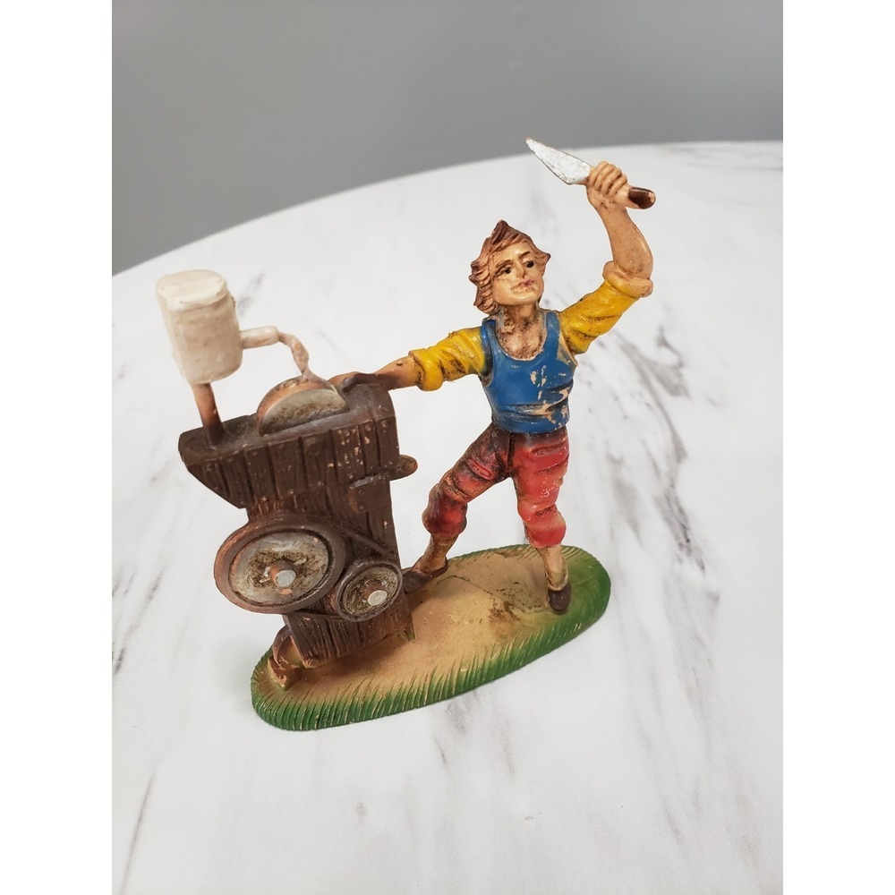 VINTAGE‎ FONTANINI " VILLAGE KNIFE SHARPENER " NAVITIVITY SET FIGURINE